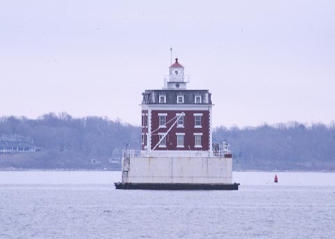 Cyberlights Lighthouses - New London Ledge Lighthouse