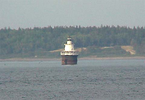 Cyberlights Lighthouses - Lubec Channel Lighthouse