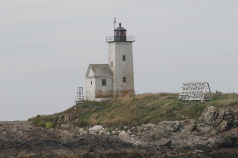 Cyberlights Lighthouses - Two Bush Island Lighthouse