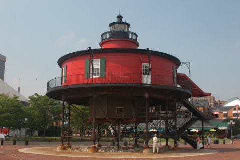 Cyberlights Lighthouses - Seven Foot Knoll Lighthouse