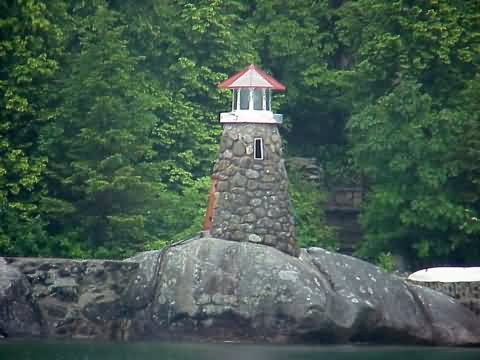 Cyberlights Lighthouses - Reed's Lighthouse
