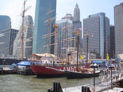 Cyberlights Lighthouses - Ambrose Lightship LV 87/WAL 512