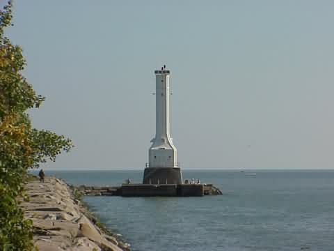 Cyberlights Lighthouses - Huron Harbor Lighthouse